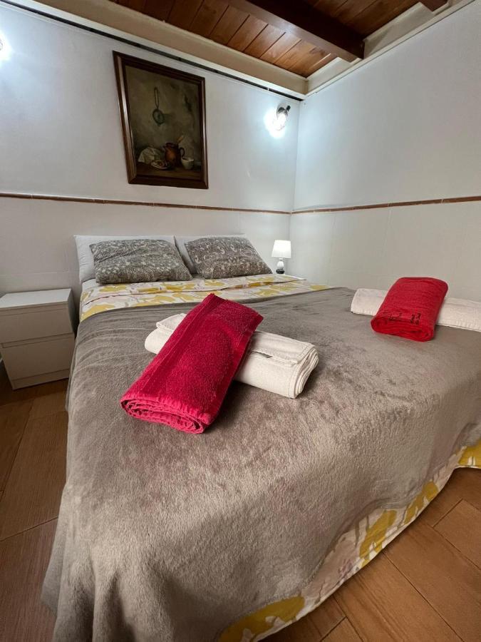 Airbhouse Private Rooms & Apartments Sevilla Exterior foto