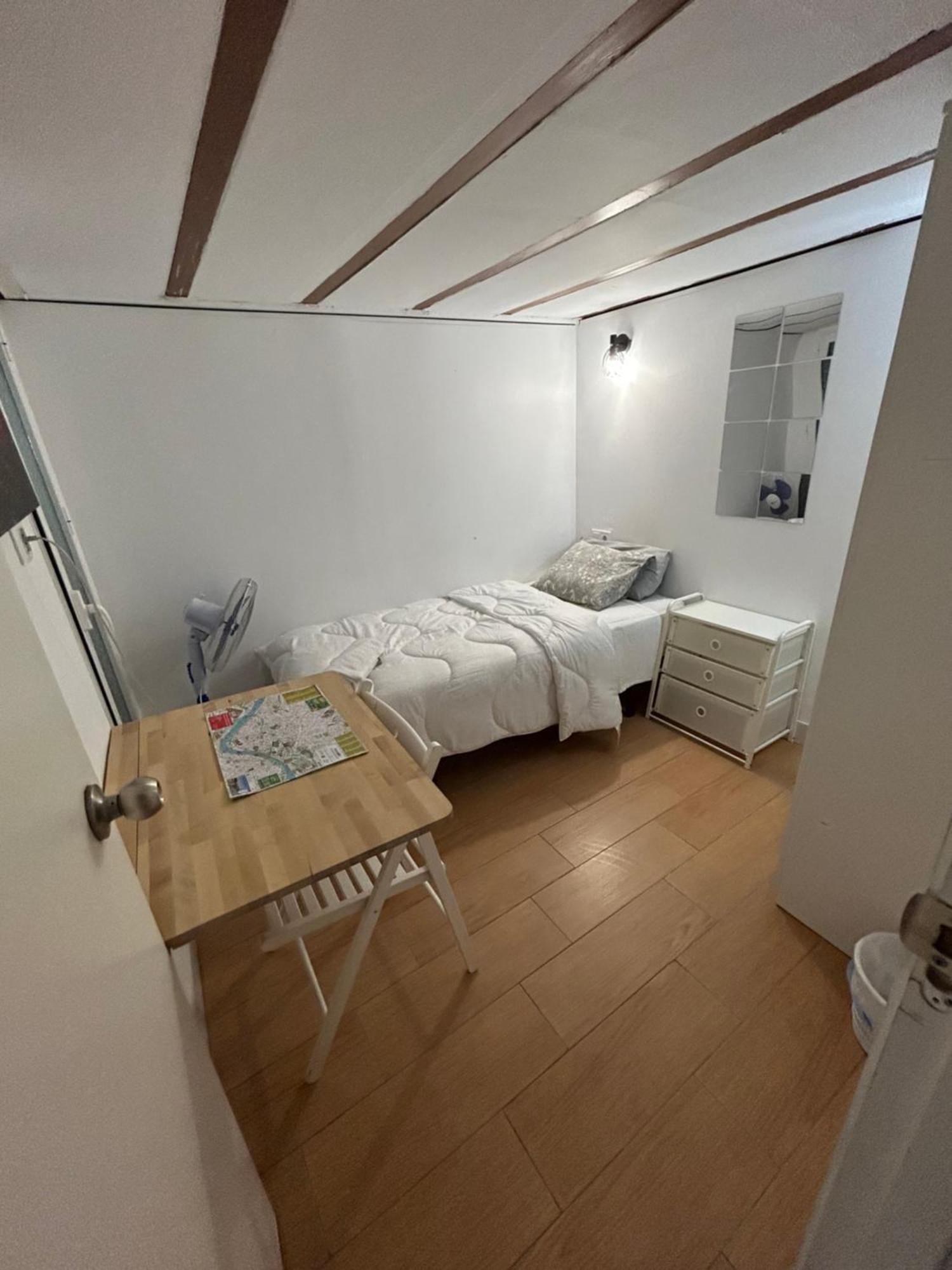 Airbhouse Private Rooms & Apartments Sevilla Exterior foto
